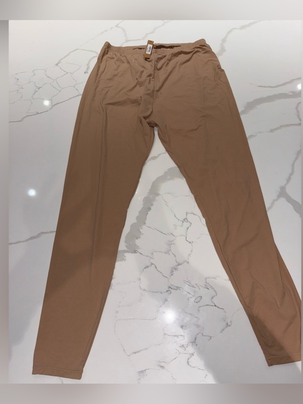 NWT SKIMS Fit Everybody High-Waist Leggings - Clay